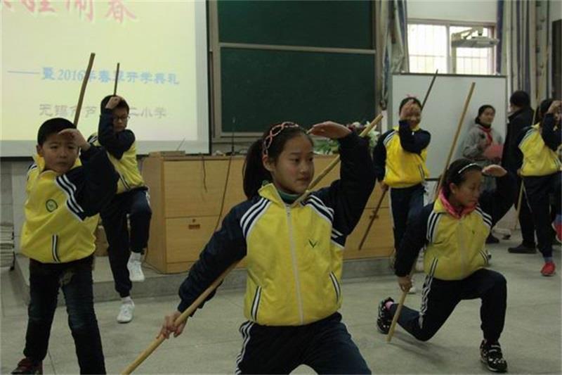 http://s.yun12.cn/lzdrxx/images/grsodqhnfsh20200506145359.jpg