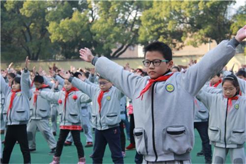 http://s.yun12.cn/lzdrxx/images/f5d54g5n2bl20200506145031.jpg